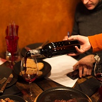 Menhir Salento - yдивительное вино должно быть доступно для всех.